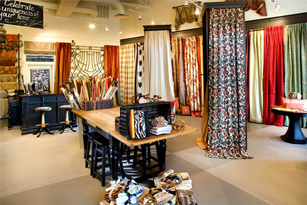 100平方北欧风格窗帘店装修又有哪些注意事项呢？