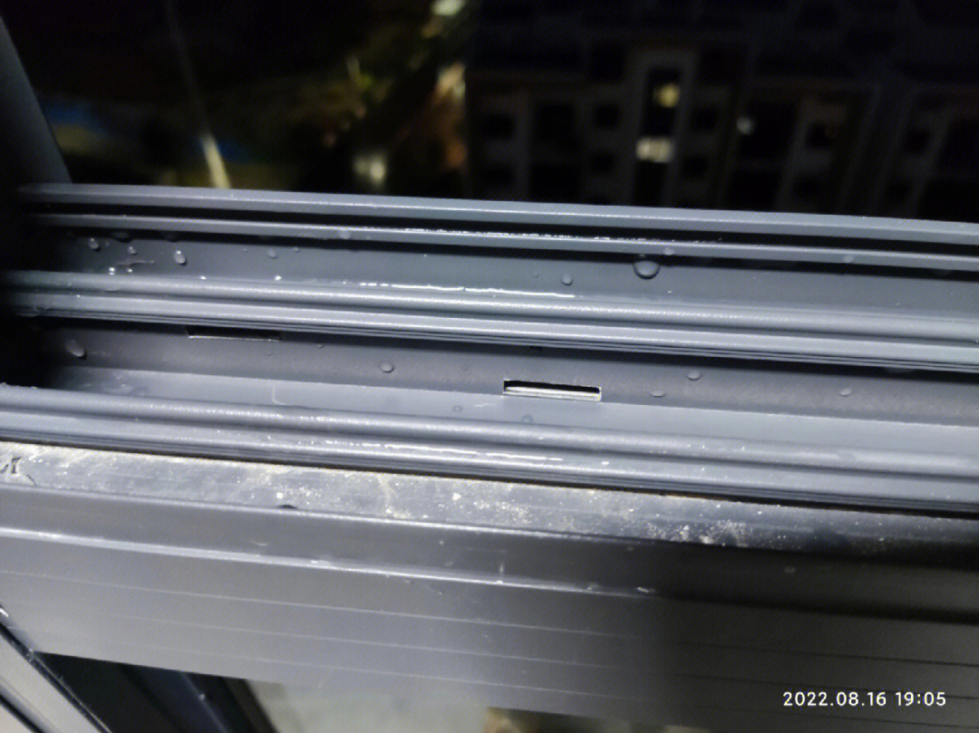 你对装修封阳台窗户的疏忽，会带来长期的烦恼